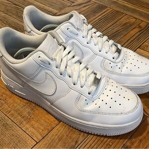 Nike Air Force 1 Men’s 10 White